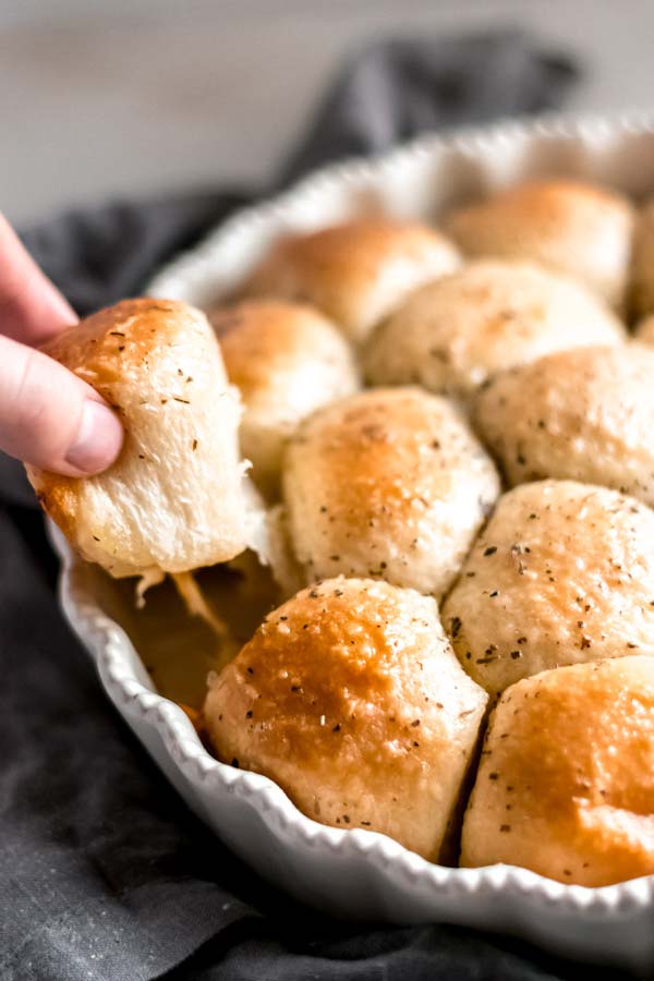 Cheesy Garlic Herb Pull Apart Rolls Recipe - Best Crafts and Recipes