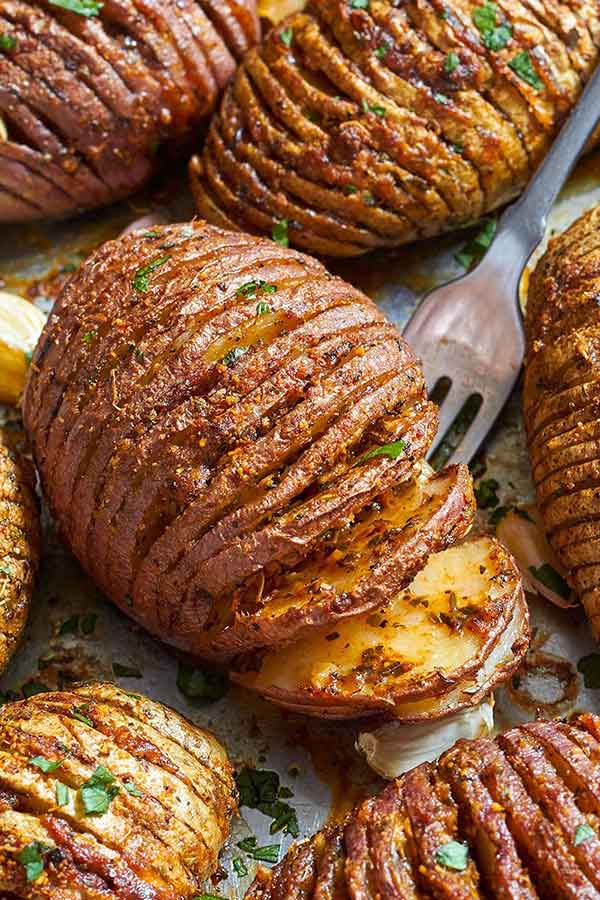 Garlic Parmesan Butter Roasted Potatoes Recipe - Best Crafts and Recipes