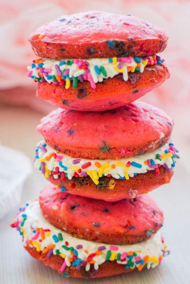 Sprinkle Whoopie Pie Recipe - Best Crafts and Recipes