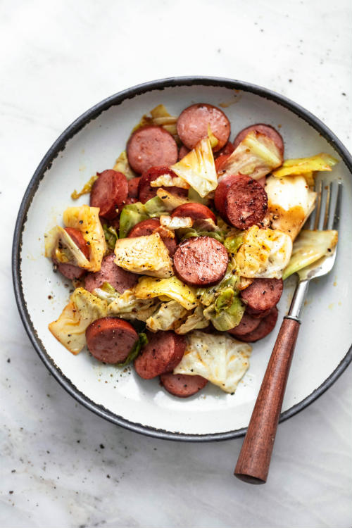 SAUSAGE AND CABBAGE SKILLET - Best Crafts and Recipes