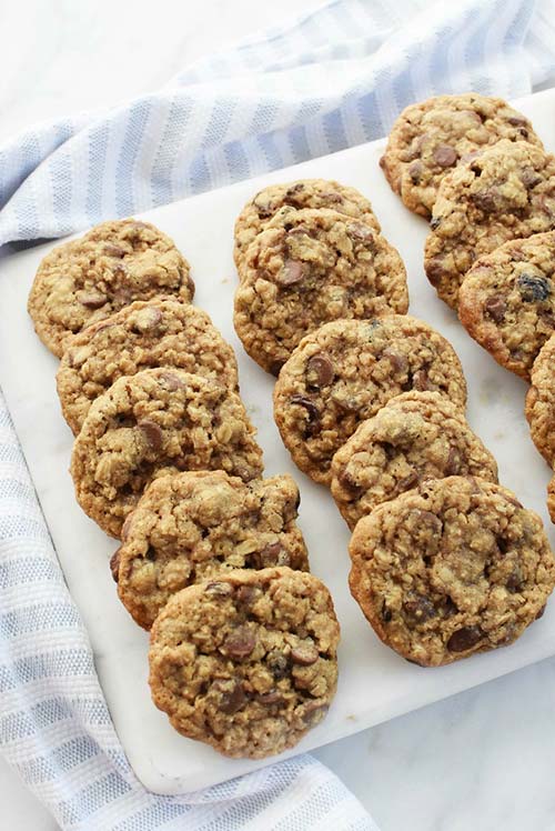 Oatmeal Chocolate Chip Cookies (Chewy recipe) - Best Crafts and Recipes