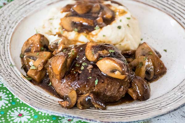 Hamburger Steaks with Mushroom Gravy - Best Crafts and Recipes