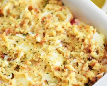 A cheesy, and creamy crab meat casserole Recipe - Best Crafts and Recipes