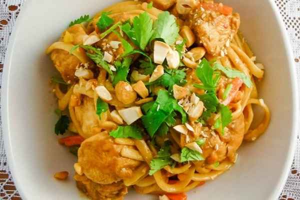Thai Peanut Chicken and Noodles - Best Crafts and Recipes