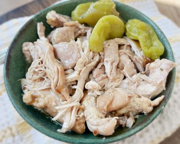 https://bestcraftsandrecipes.com/wp-content/uploads/2023/12/1-1200-mississippi-chicken-370x297.jpg